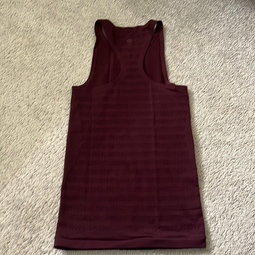 Lululemon plum tank - size 6